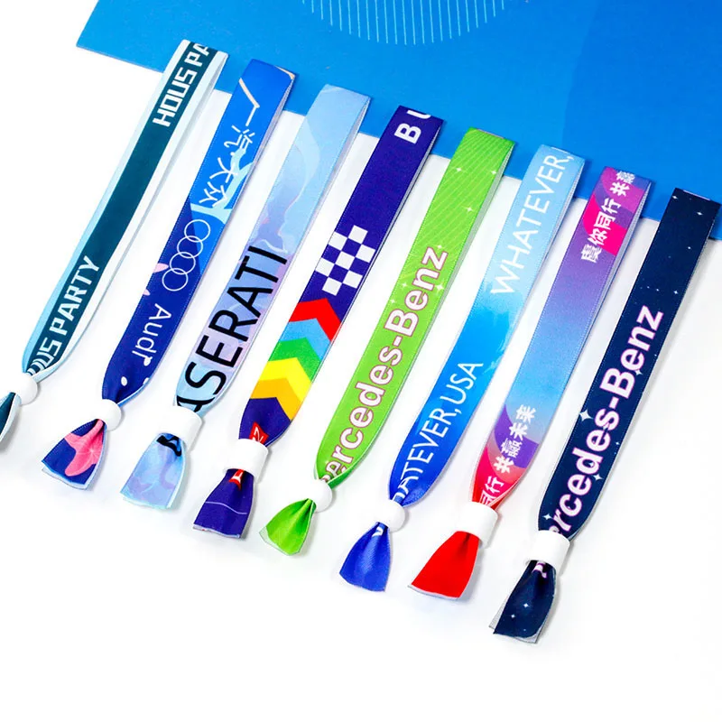 Wholesale custom corporate gifts, giveaways & promotional items