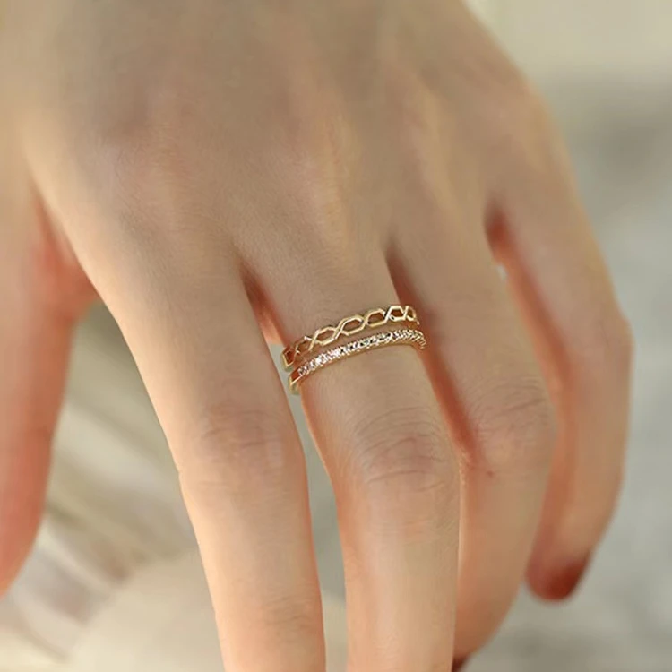 Two Layer Luxury Design With Fashionable Golden Plated Finger Ring For  Women.