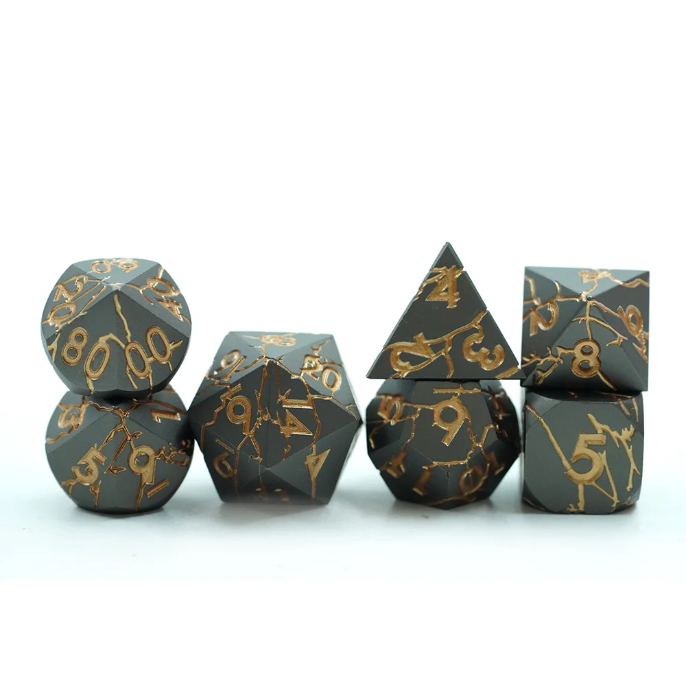 Séideáil Dún na nDroll Fir Cruthaigh Súil Phóilíneacha Zinc Alloy Dice do Dhún na nDroll Fir Cruth Speisialta