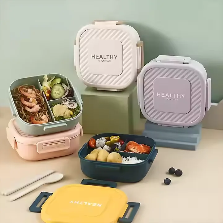 Hot Selling square Food Grade Plastic Lunch Box with 3 Compartments Separated Student Fruit Container Portable Snack Lunch Box