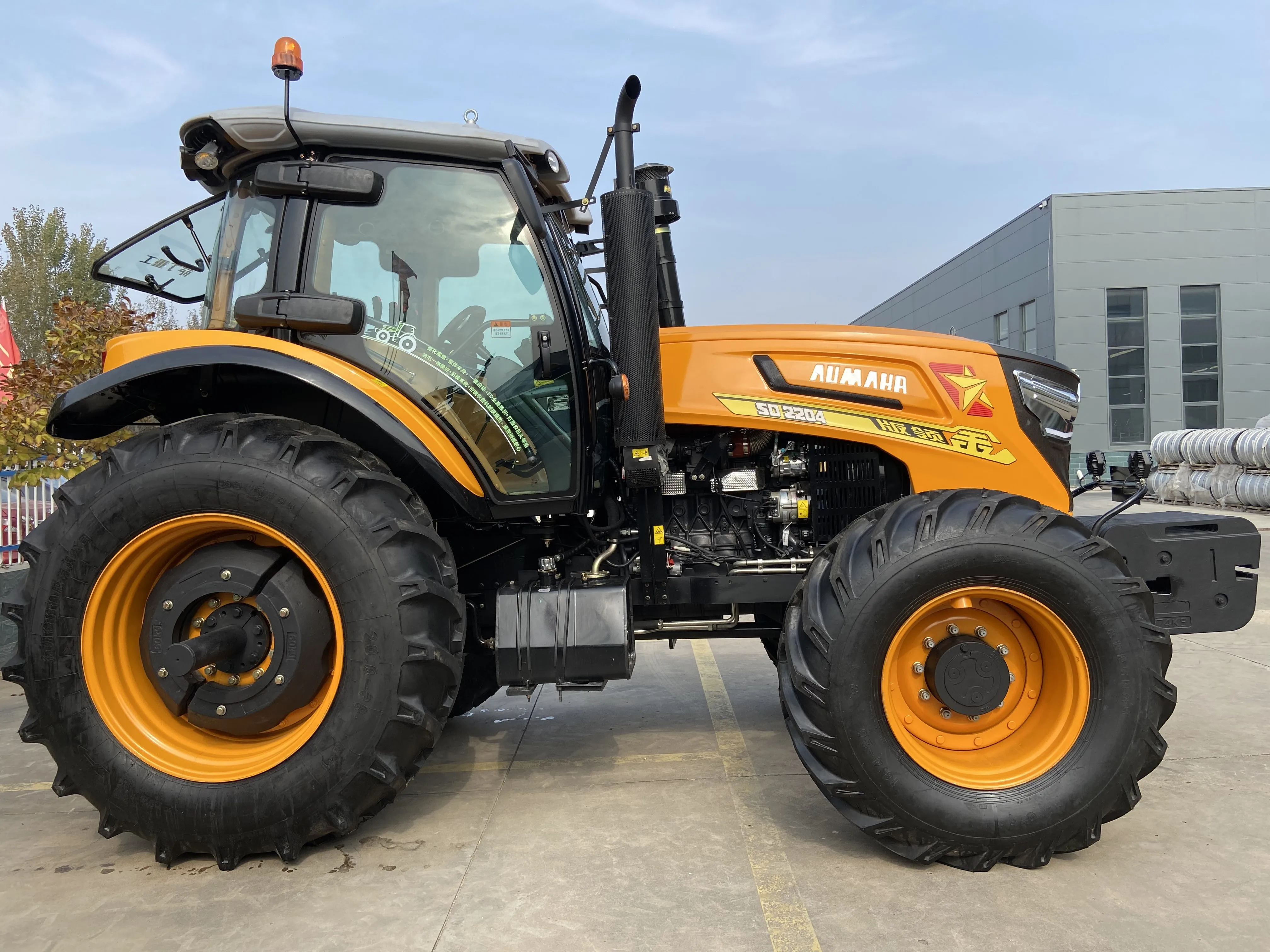 Cheap 220hp 4 Farming Tractors For Sale Germany Max Diesel Power Engine