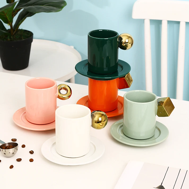 Promotional Eco Ware 220ml Porcelain Coffee Mug Normal Size Cappuccino Espresso Cups Golden Handle Ceramic Cold Safe Camping manufacture