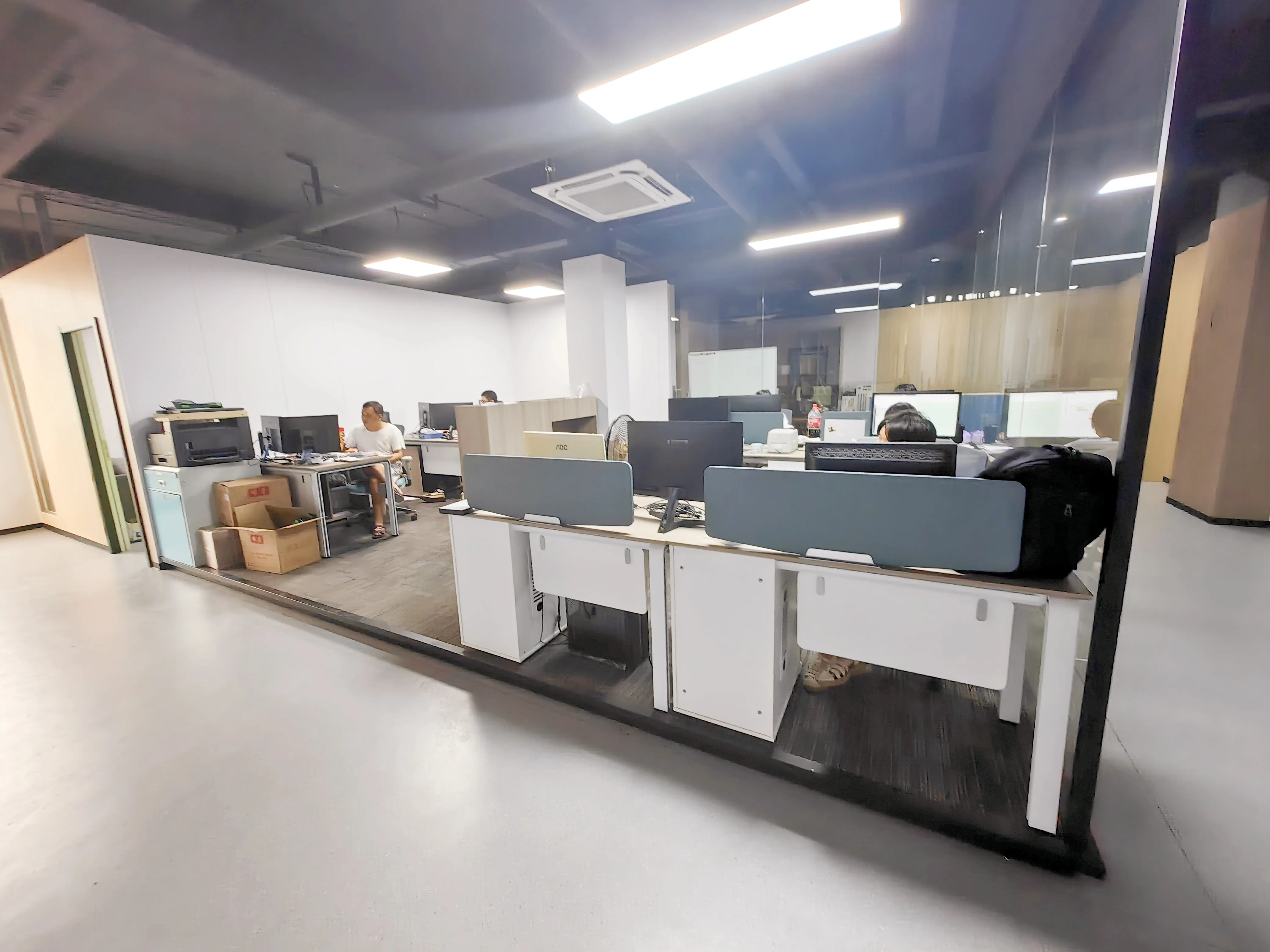 Foshan Yingde Laboratory Equipment Co., Ltd. 2