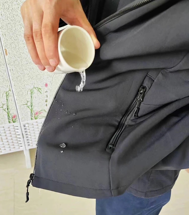 New hot sale softshell windbreaker outdoor waterproof cotton wadded jacket custom winter fleece coats men_voghion.com