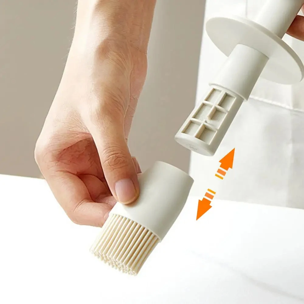 2 in 1 Kitchen High Temperature Resistant Pot Container Spill-proof Container Edible Oil Dispenser Bottle With Brush
