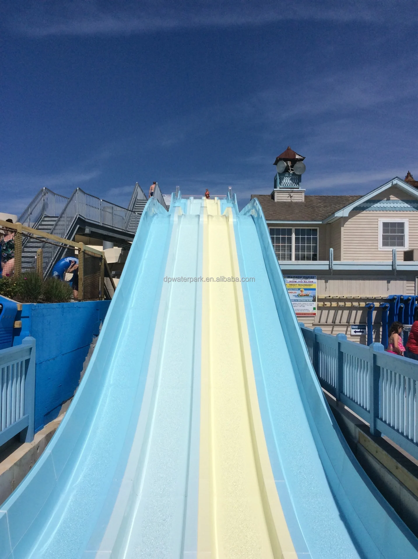 Commercial Fiberglass Water Park Slide with 6-10mm Thickness and 12 Months Warranty for Over 6 Years Service Life