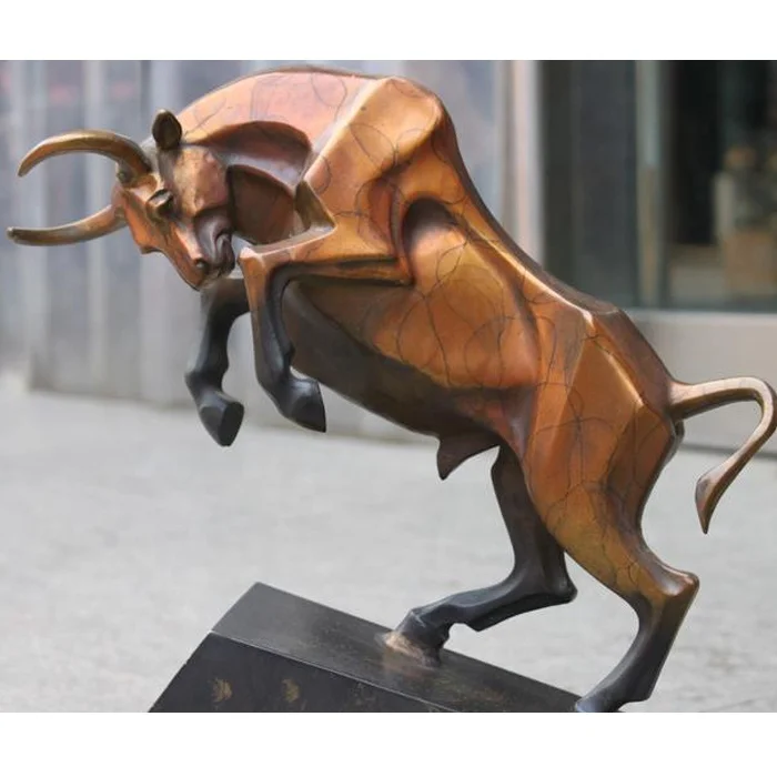Пользовательский размер на открытом воздухе Металлическая Декоративная скульптура латунные статуи быка