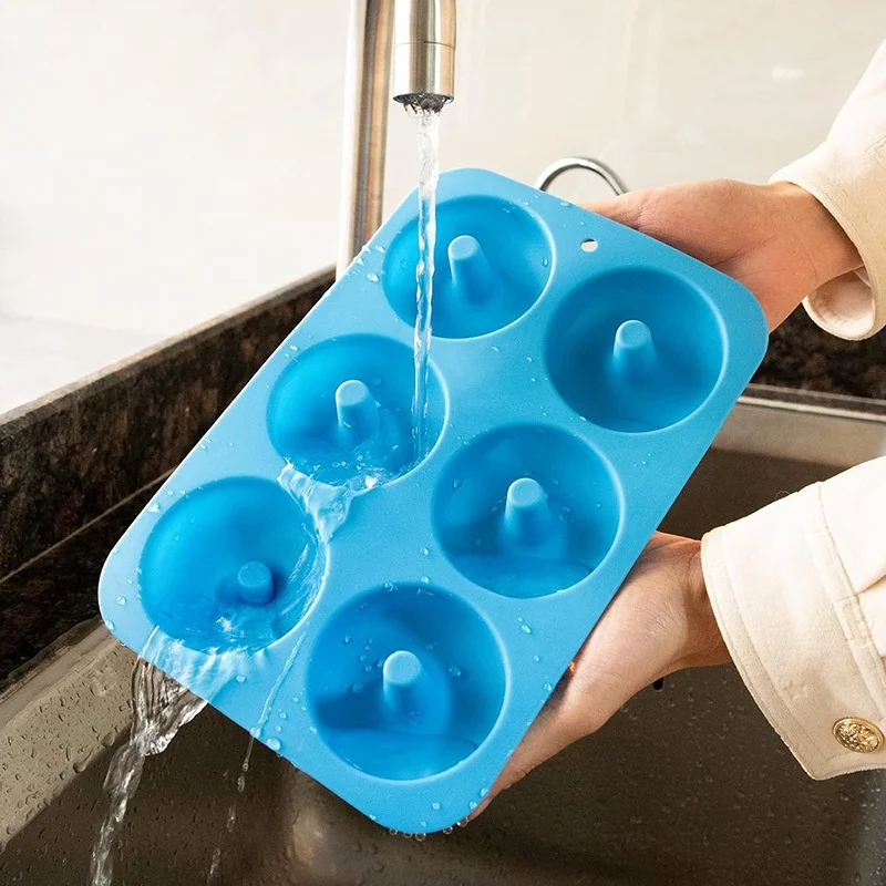 Heat Resistant and Microwave Safe 6-Hole Food Grade Silicone Donut Mold Baking Pan for Cake Tools factory