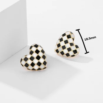 Trending 2022 925 Sterling Silver Fine Jewelry Black and White Checkerboard Checkered Love Heart Stud Earrings