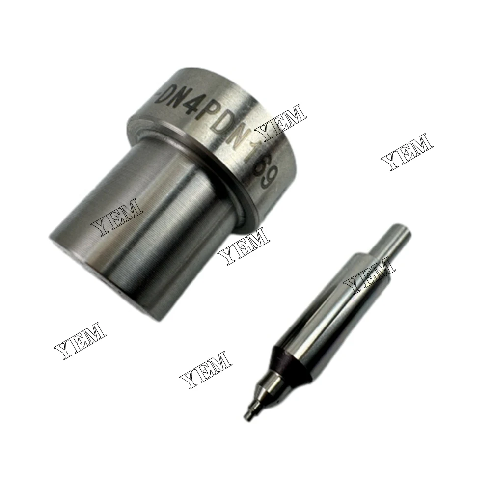 Ready to Ship D902 Nozzle 1G962-53610 105007-1690 Fit for Kubota D902 Engine