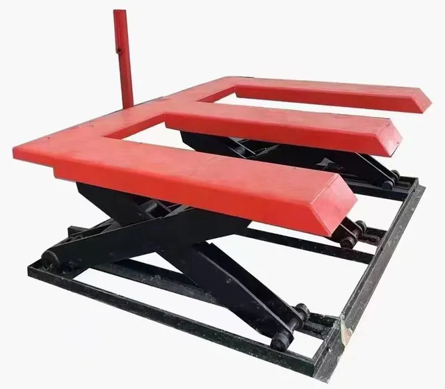 Hydraulic lift  table for plywood making