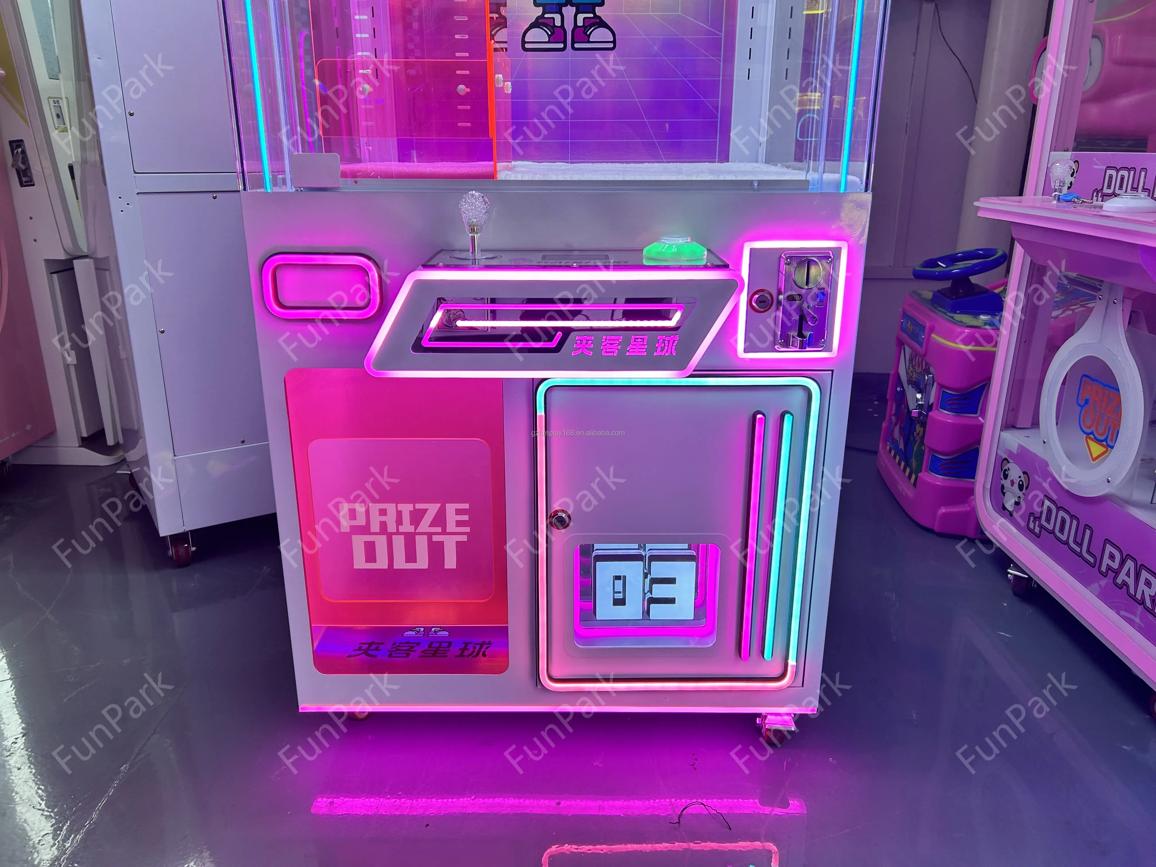 Funpark Best Price Wholesale Toy Claw Crane Machine Prize Gift Arcade Claw Machine Arcade Games Indoor Sports Entertainment manufacture