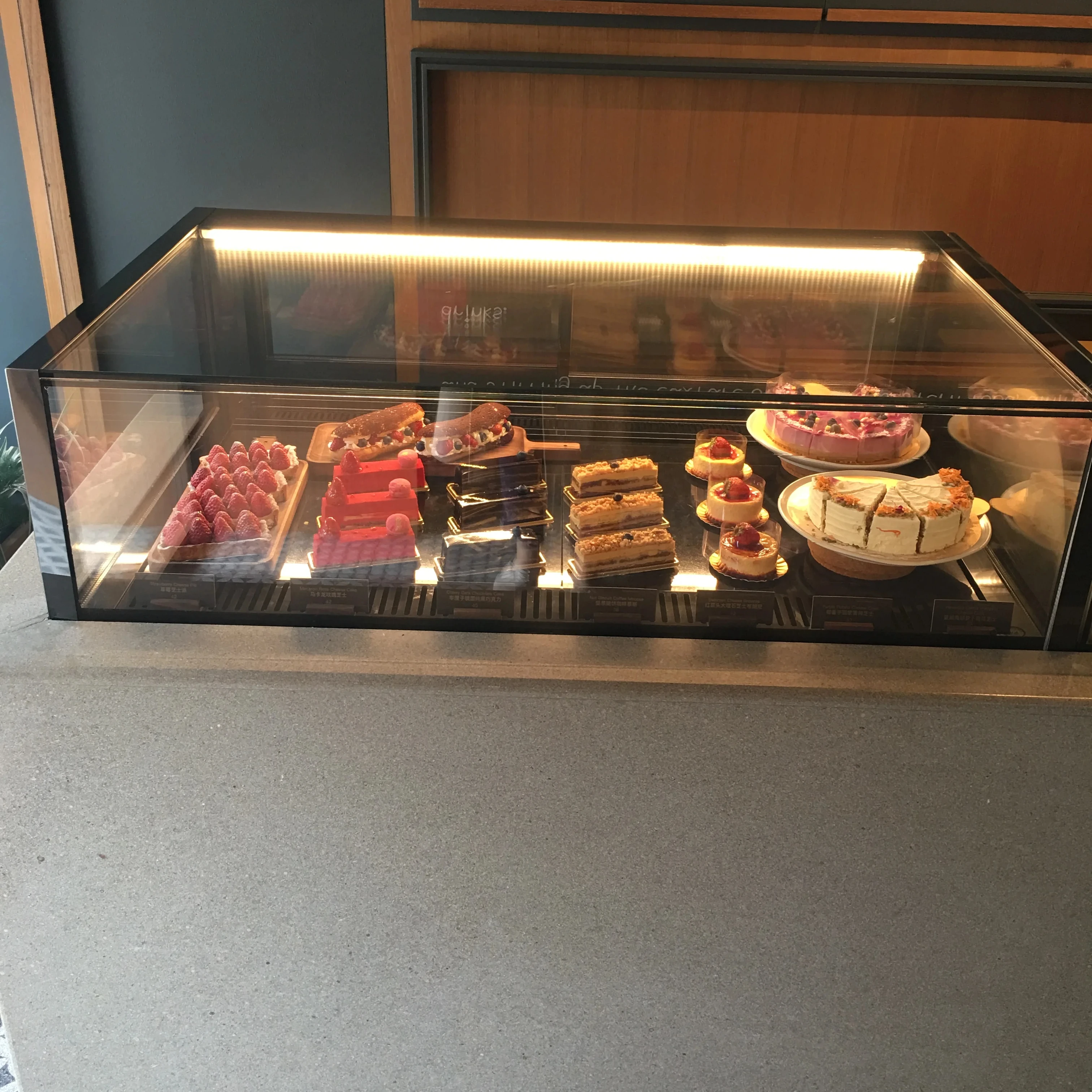 BREVIT Commercial Refrigerated Showcase Fridge Display Refrigerator Cake Cabinet for Bakery Coffee Shop