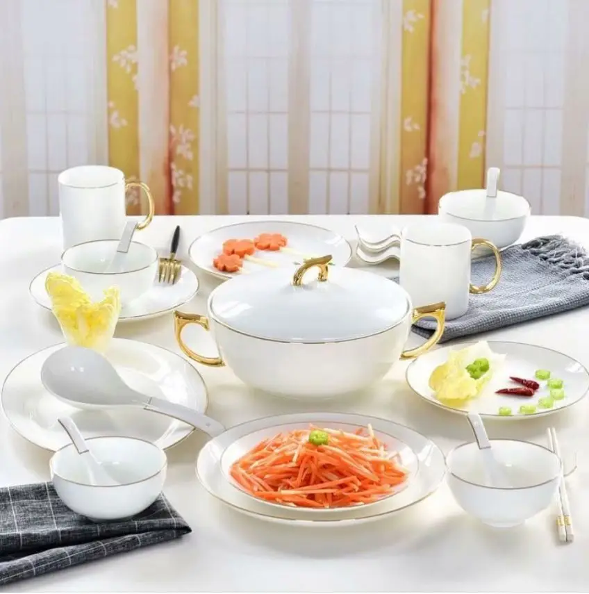 Dinner Set Custom or Standard China Wholesale 32 Pcs Gift Box Dinnerware Sets CLASSIC Party Ceramic Western Food Contact Safe