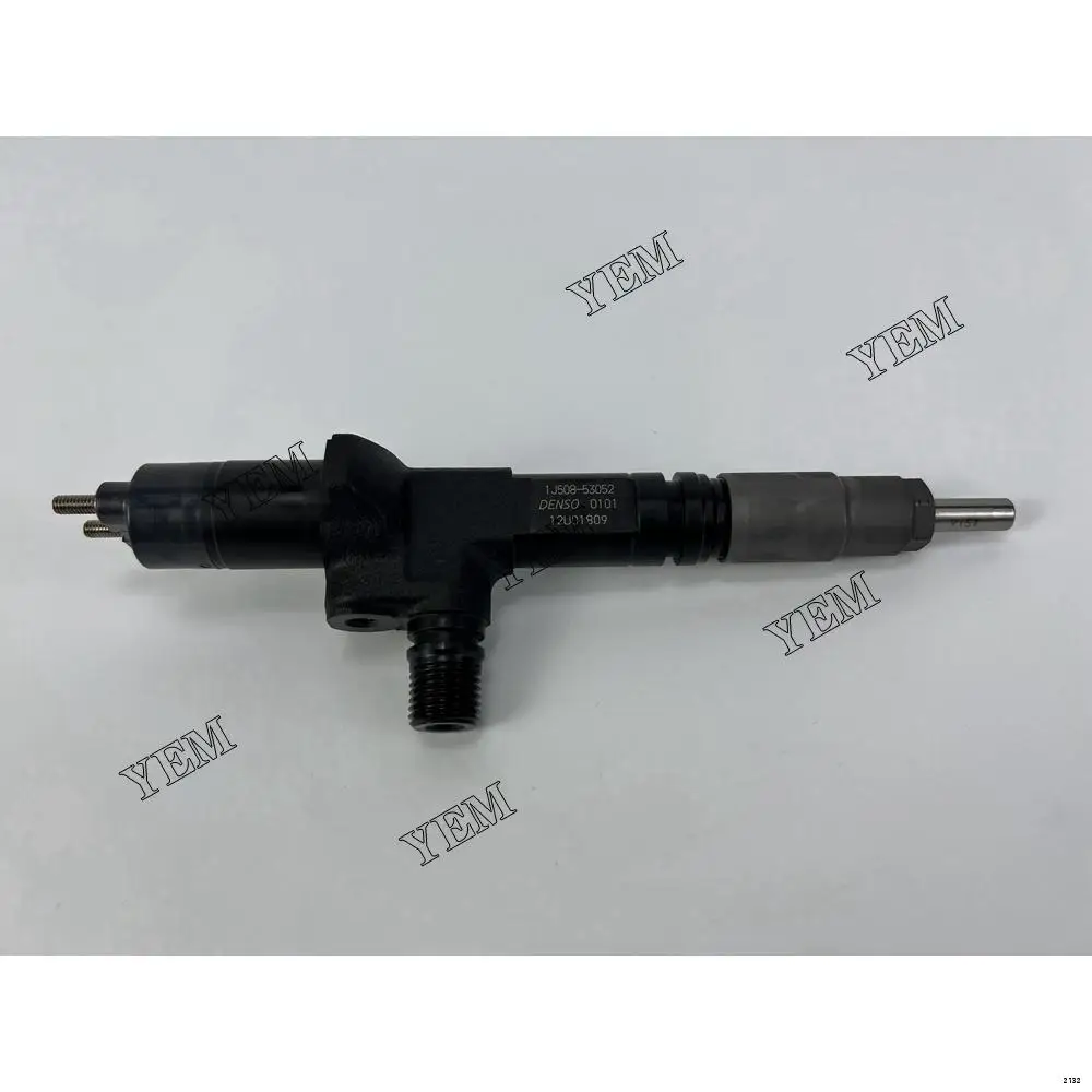 V3800 Fuel Injector Assembly 1J508-53052 for Kubota