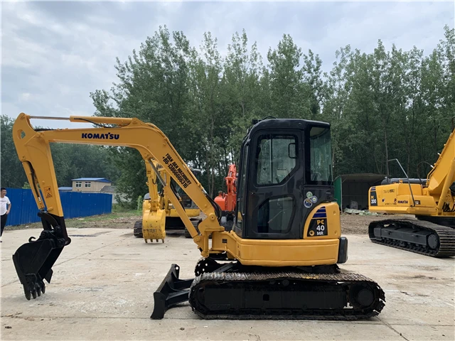 Low Working Hours Komatsu Pc40mr-2 Used Mini Rubber Crawler Excavator ...