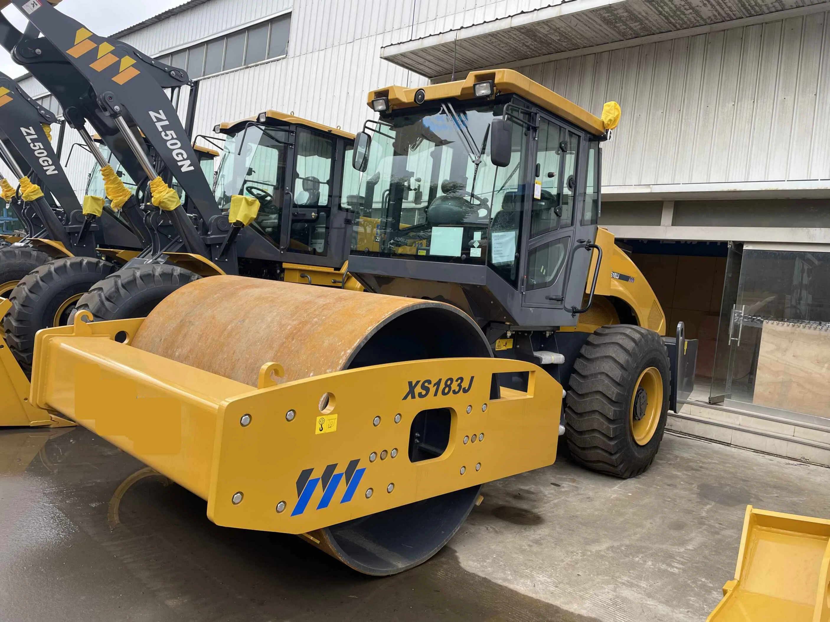 Большой компактный легкое начало 18 т дорожный каток XS183J строительная техника со стальными колесами