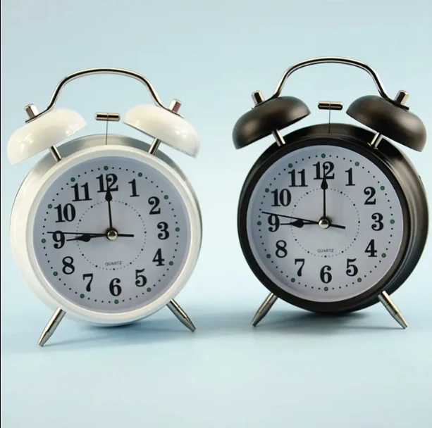 2024 Night Light Aloud Alarm Button Backlight Silent Quartz Alarm Clock Children Classic Bell Alarm Clock With Roman Numerals