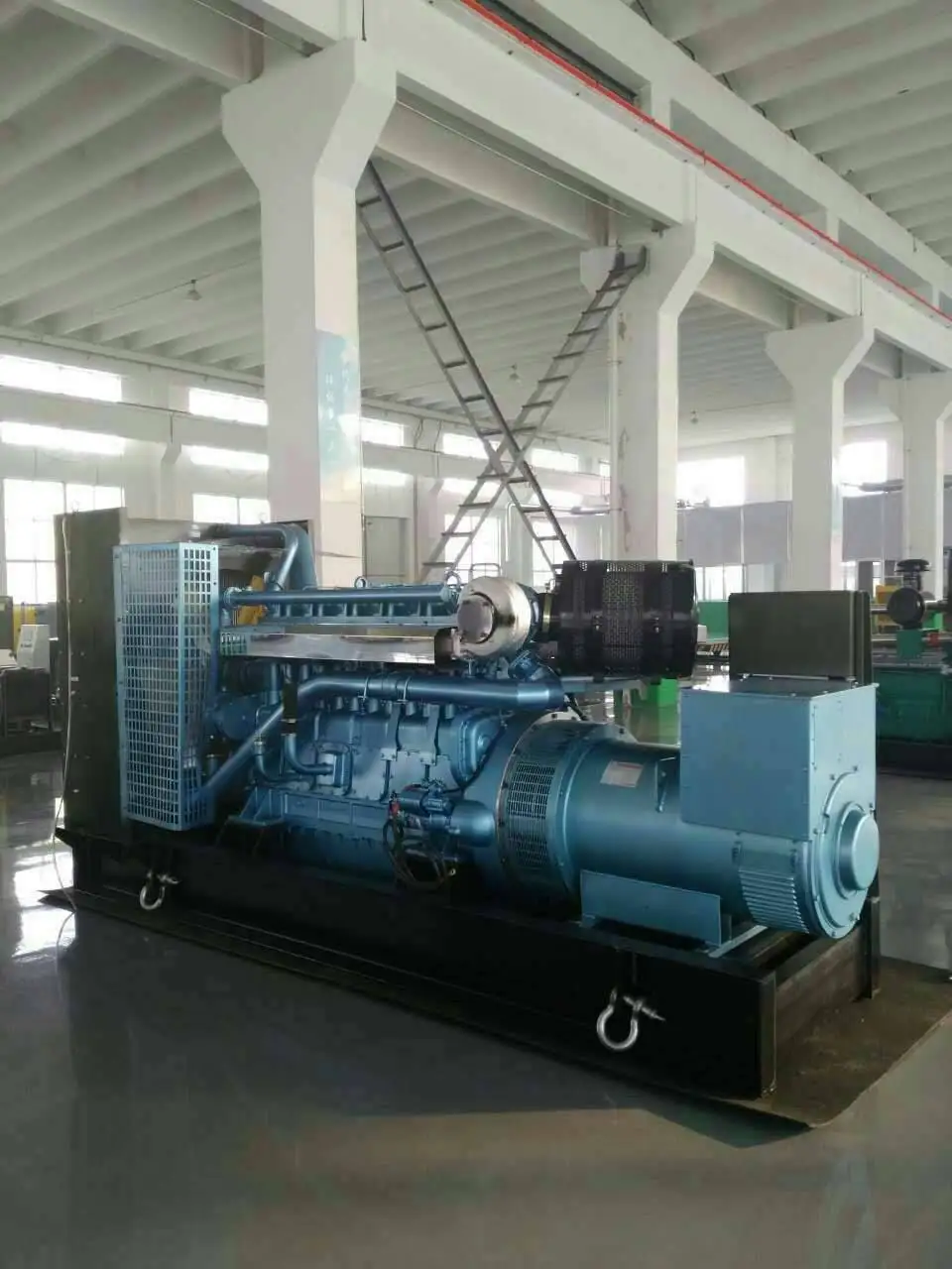 Морской дизельный генератор WP12CD385E200 375kva с охлаждением на морской воде 300 кВт