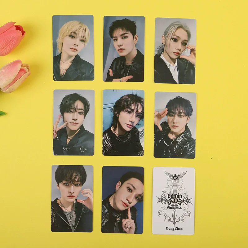 KPOP 8pcs/set Stray Kids World Tour DominATE Photocard SKZ Photo