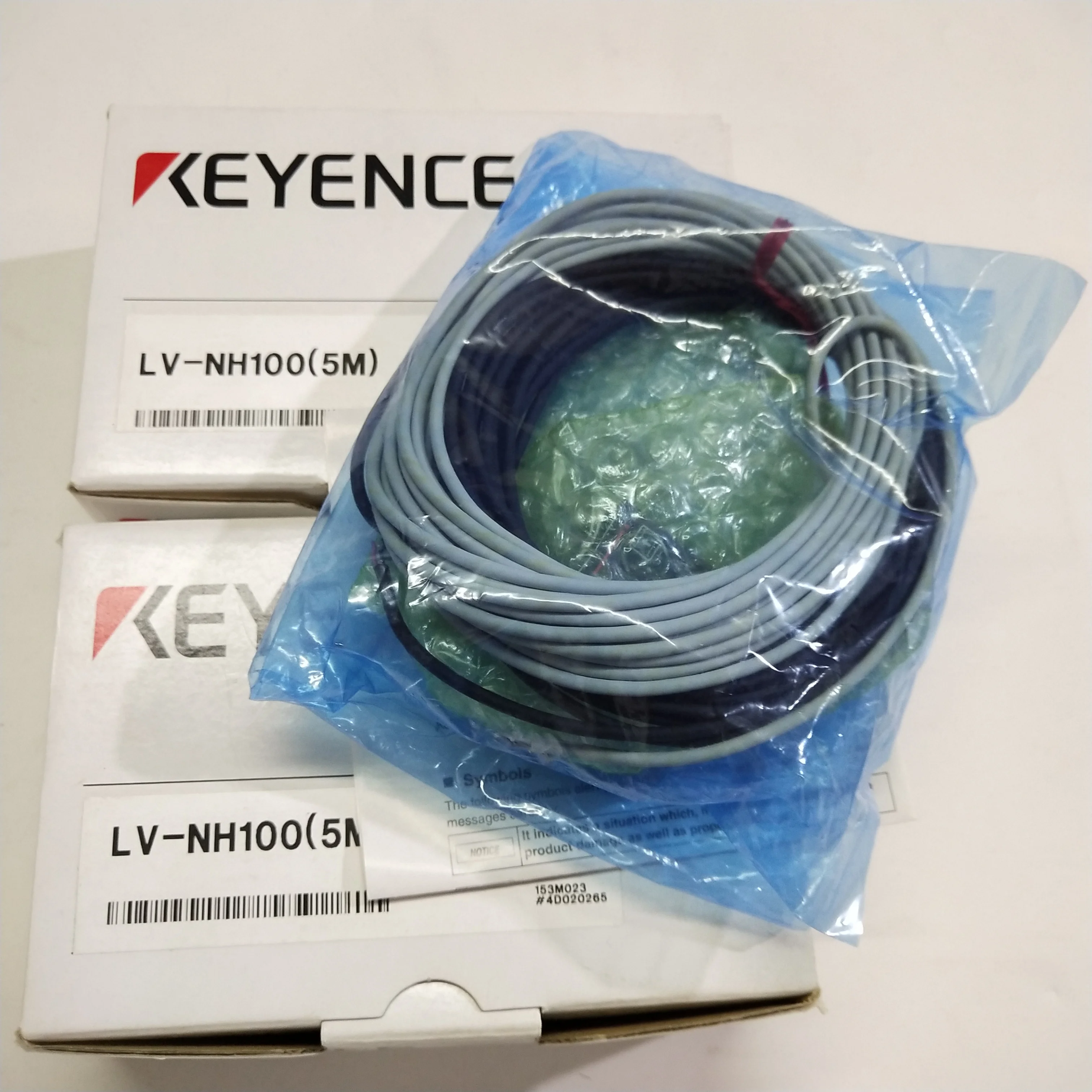 KEYENCE LV-NH100 Laser Sensor Head - High Performance