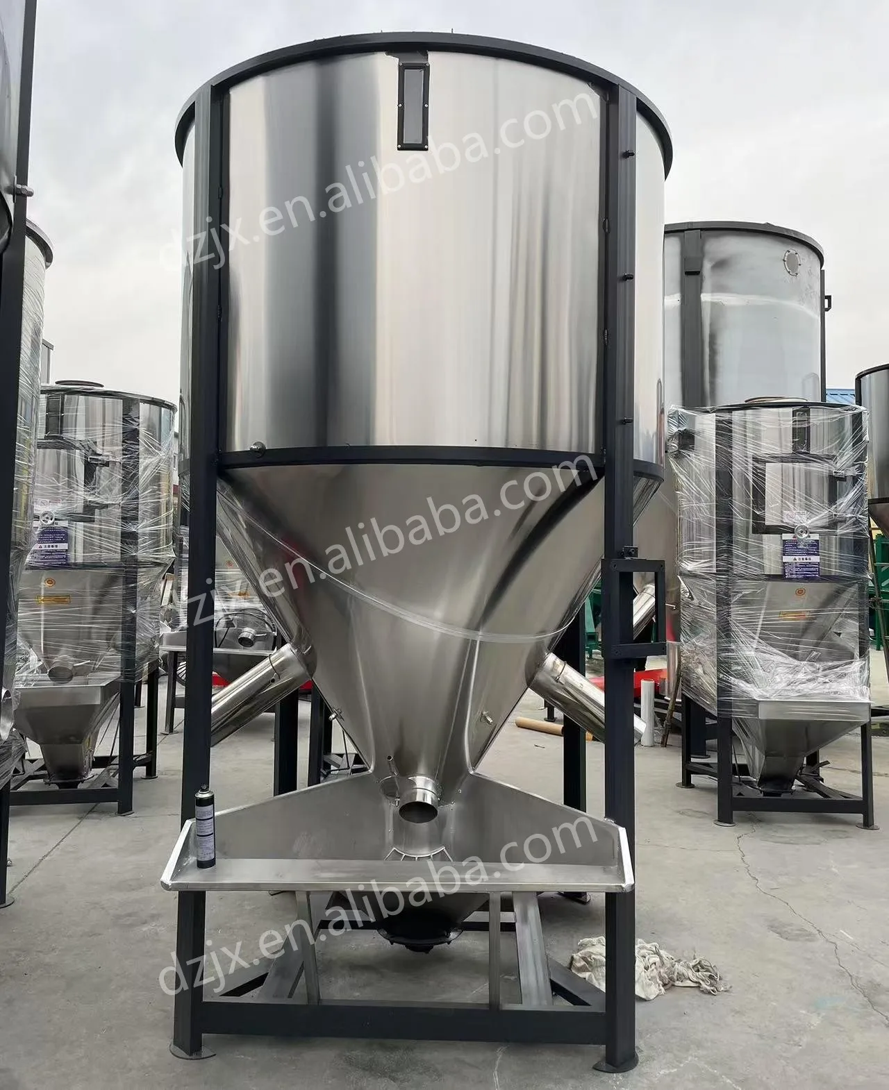 DZJX Pvc & Pu Mixing Machine Vertical Edta Organic Fertilizer Mixer for Mushroom 500 Litres 2 Ton