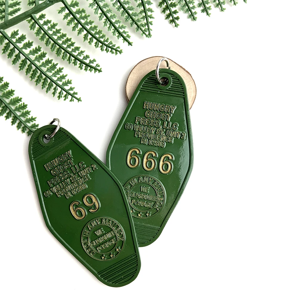 Promotional Customized 2d 3d Custom Bulk Vintage Retro Key Chain Keychain Custom Enamel Motel Keyring