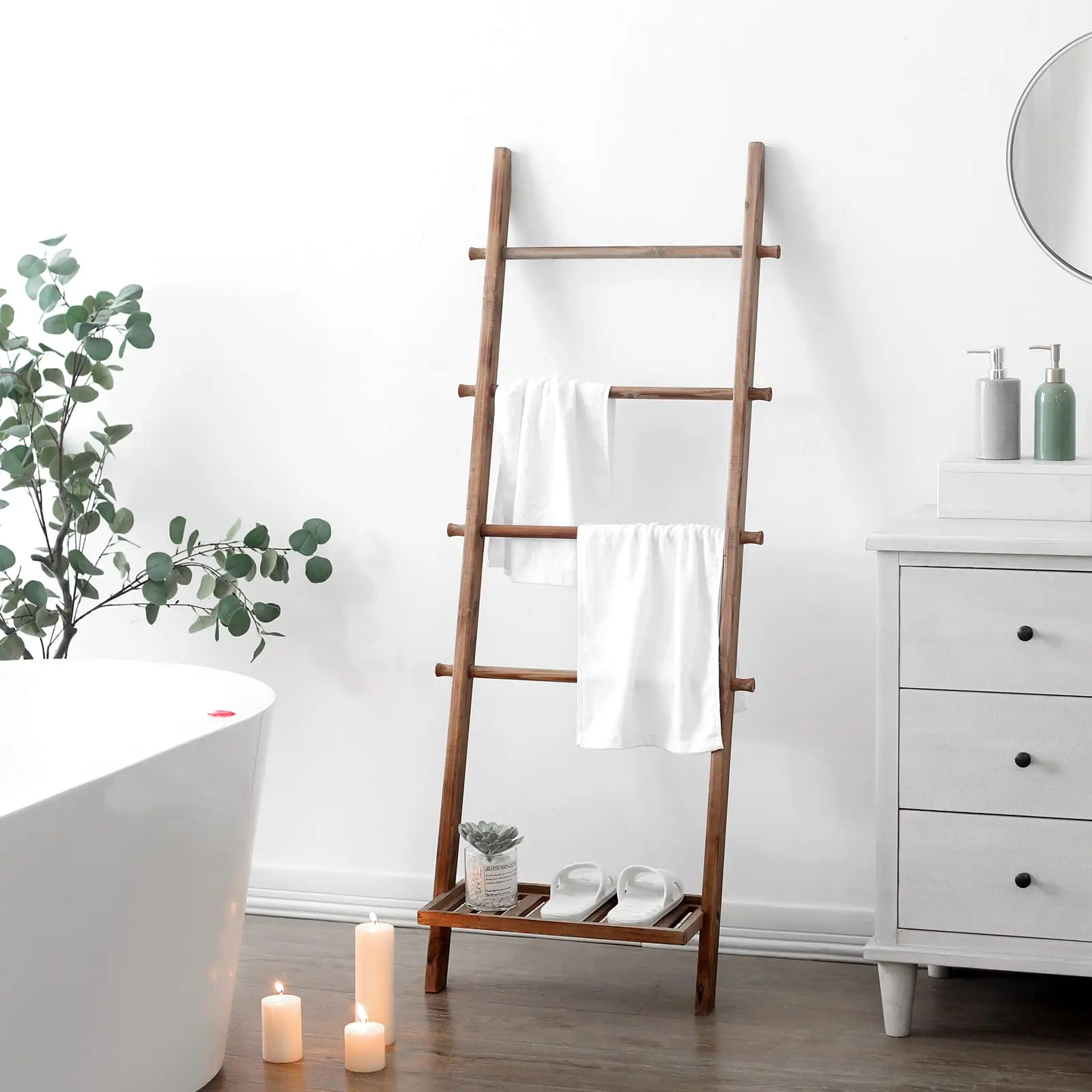 Wholesale Customized Farmhouse Rustic Wooden Blanket Ladder 5ft Wall  Leaning Ladder Shelf Wood Ladder Towel Rack with Bottom