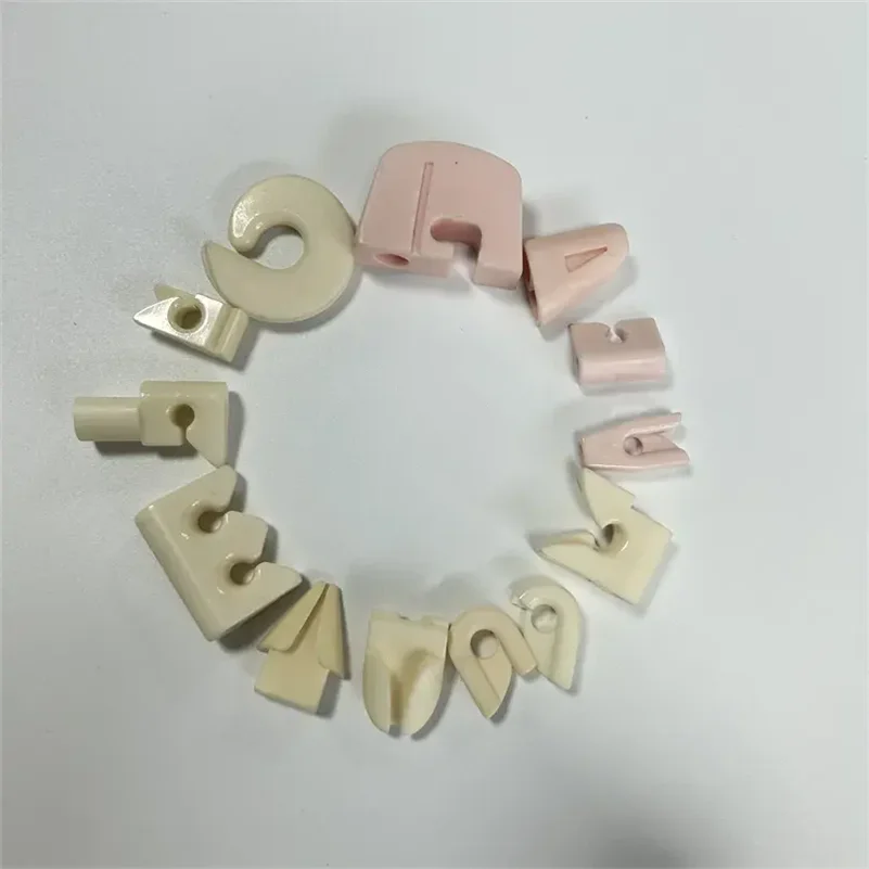 High Precision Textile Ceramic Eyelet Yarn Guide in 99% 95% Al2o3 Porcelain