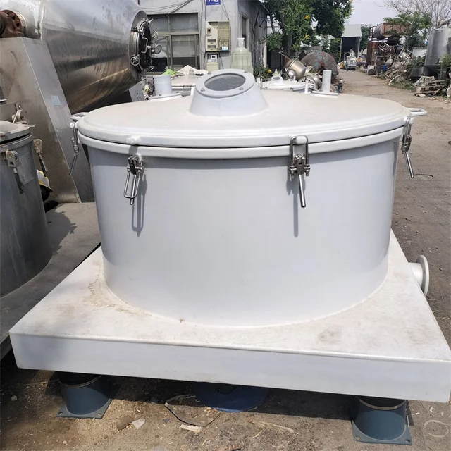 Second-hand solid-liquid separation equipment lined with plastic sealed separator