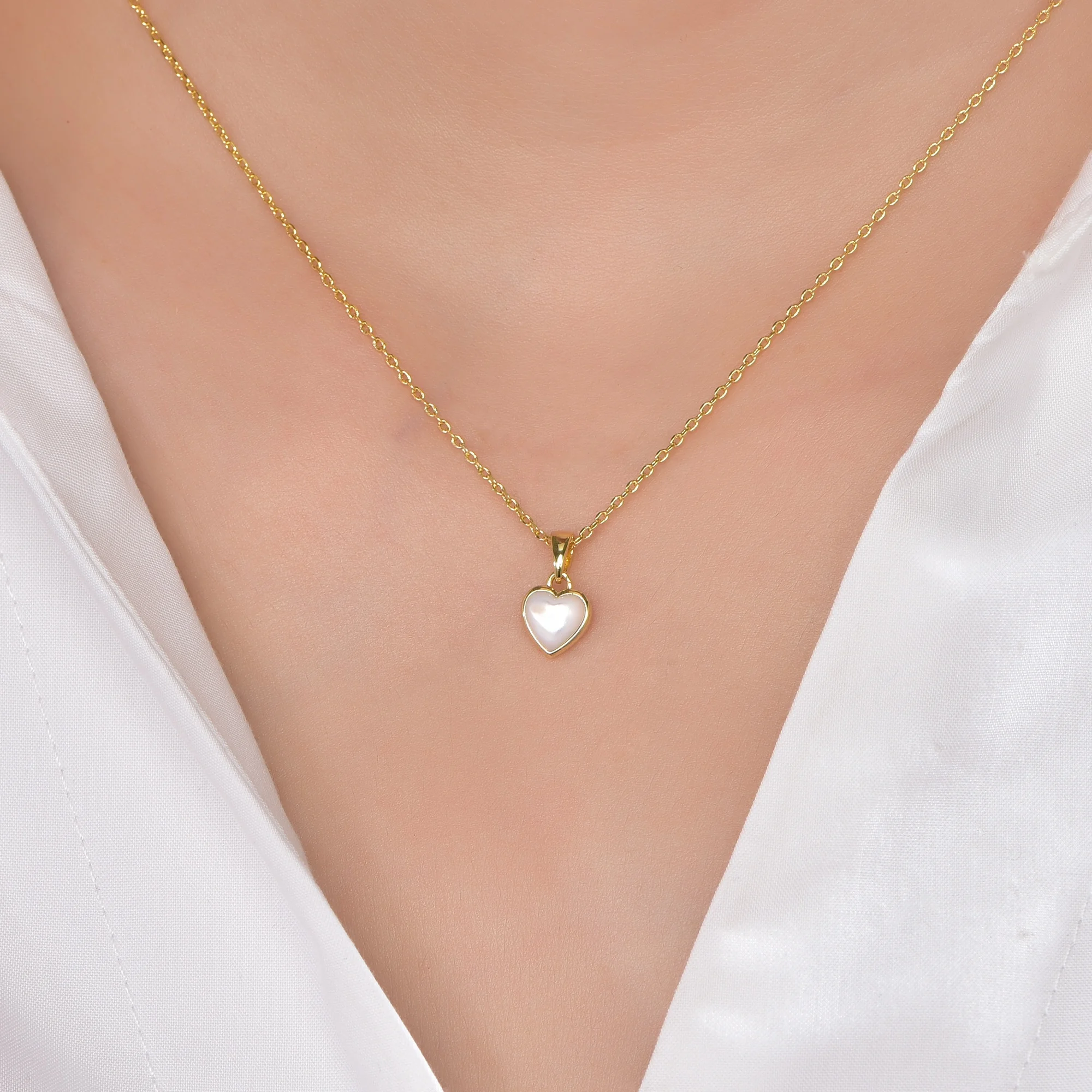 18k gold pendant mother of pearl and gold chain necklace shell pearl necklace heart big pearl necklace