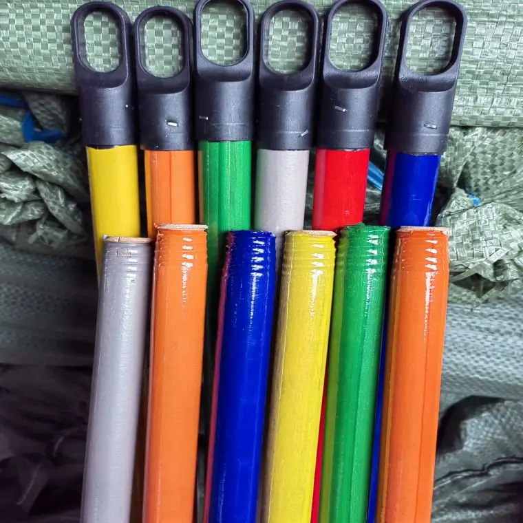 Factory Wholesale Polished Natural Wood Handle Broom Stick Mop Stick