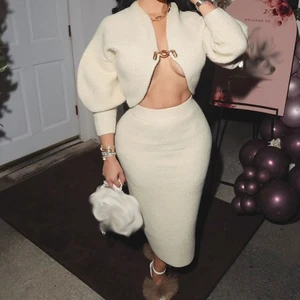 GX25101 Fashion Winter Autumn Street Wear Cardigan Long Sleeve Cropped Sweater and Long Knitted Skirt 2 Piece Set