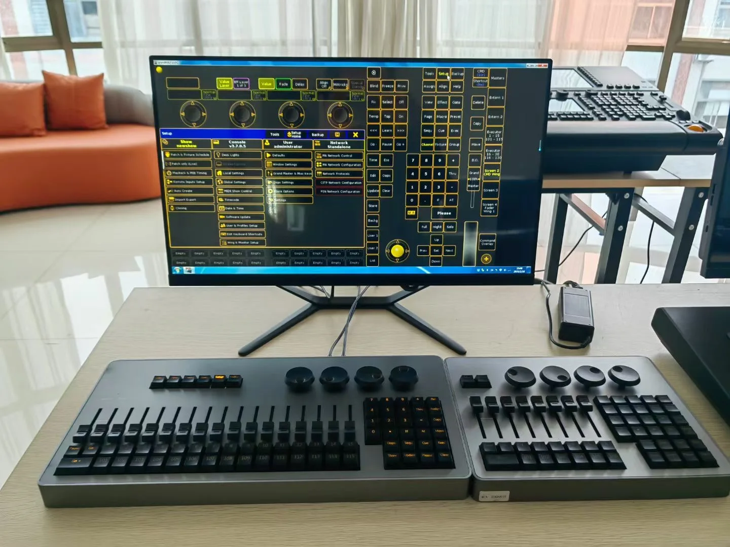 2-year Warranty on Mini MA2 Command Fader Wing Lighting Controller