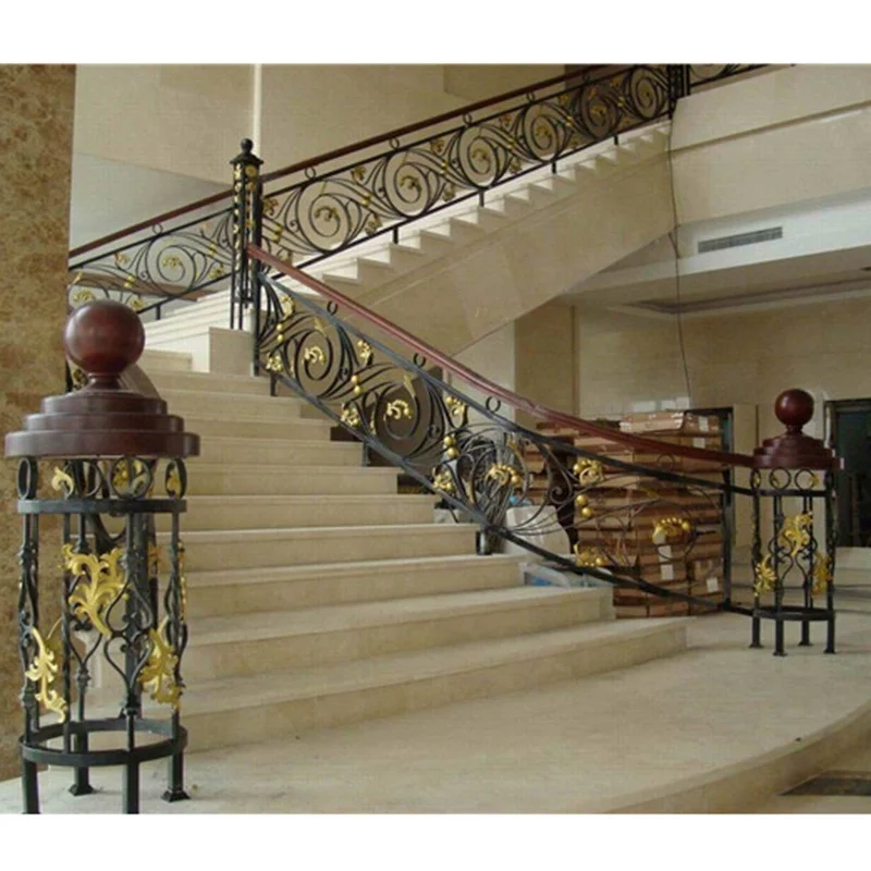 Main Courante En Fer Forgé Sur Mesure Pour Escalier – Martelli – Made In Italy