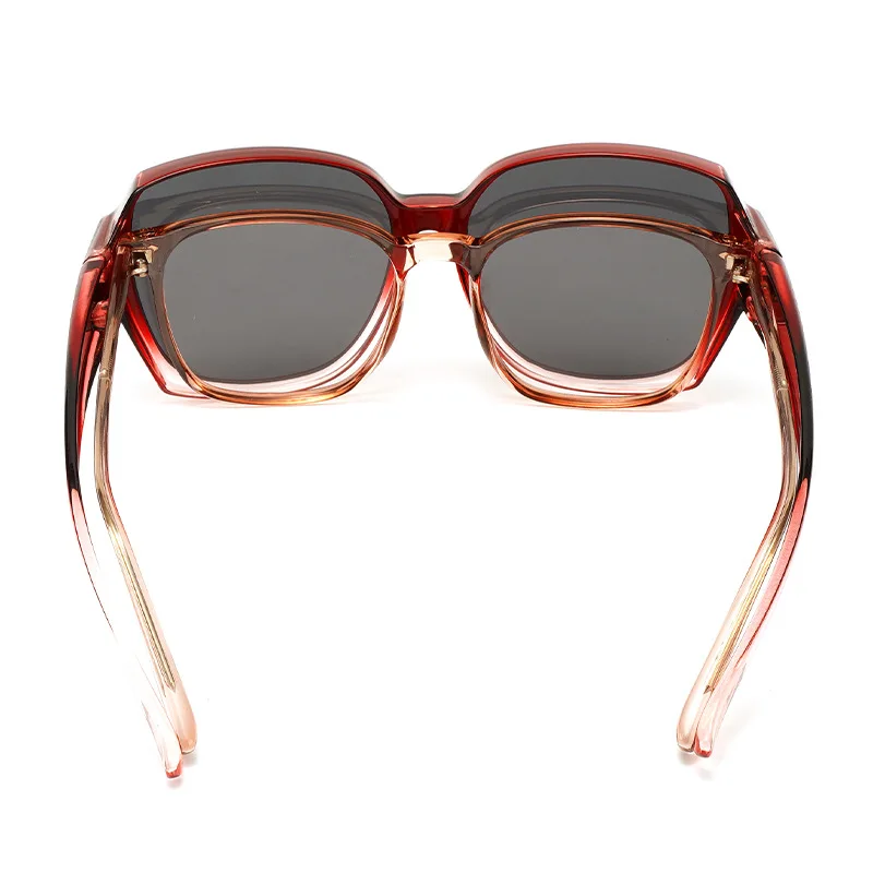 TR90 Frame Women Oversized Square UV400 Protection Polarized  display picture 1