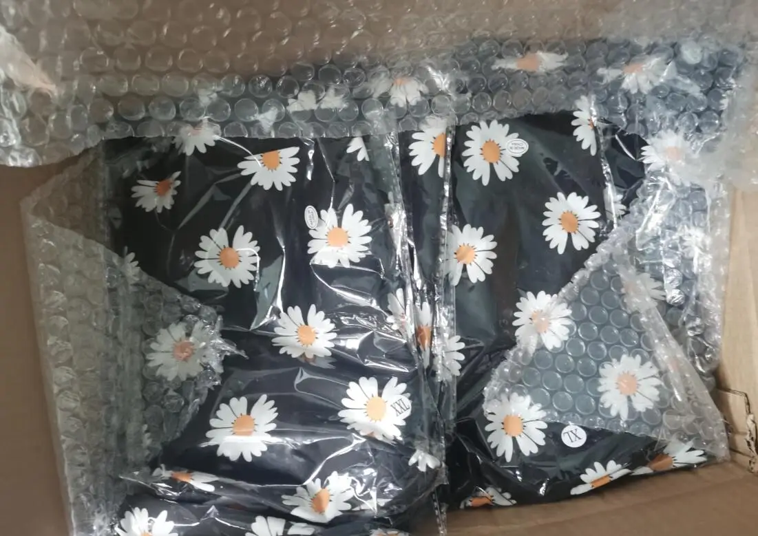 New Design Cute Cool Pet Accessories Dog Summer Clothing Little Live