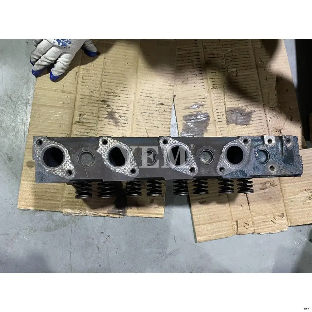 Hot Sale V2403 Cylinder Head Assy for Kubota
