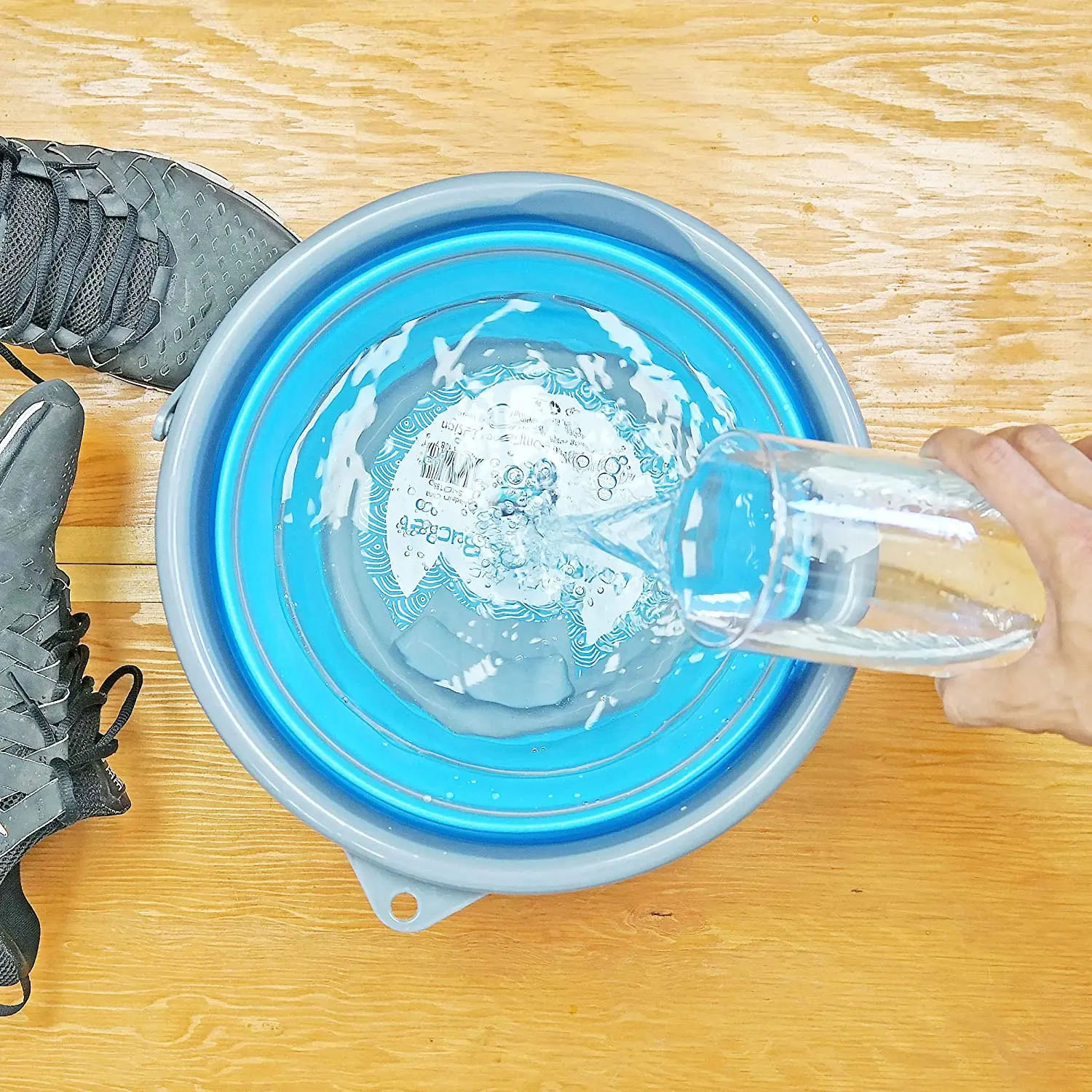 Round Collapsible Bucket 10L Collapsible Plastic Bucket Silicone Collapsible Bucket