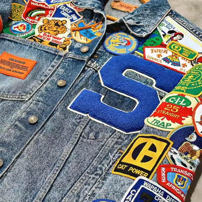 Custom Patch Turn Down Neck Oversized Long Sleeve Winter Baggy Denim Vintage Graphic Anime Fur Fluffy Collar Men's Jacket gallery 4
