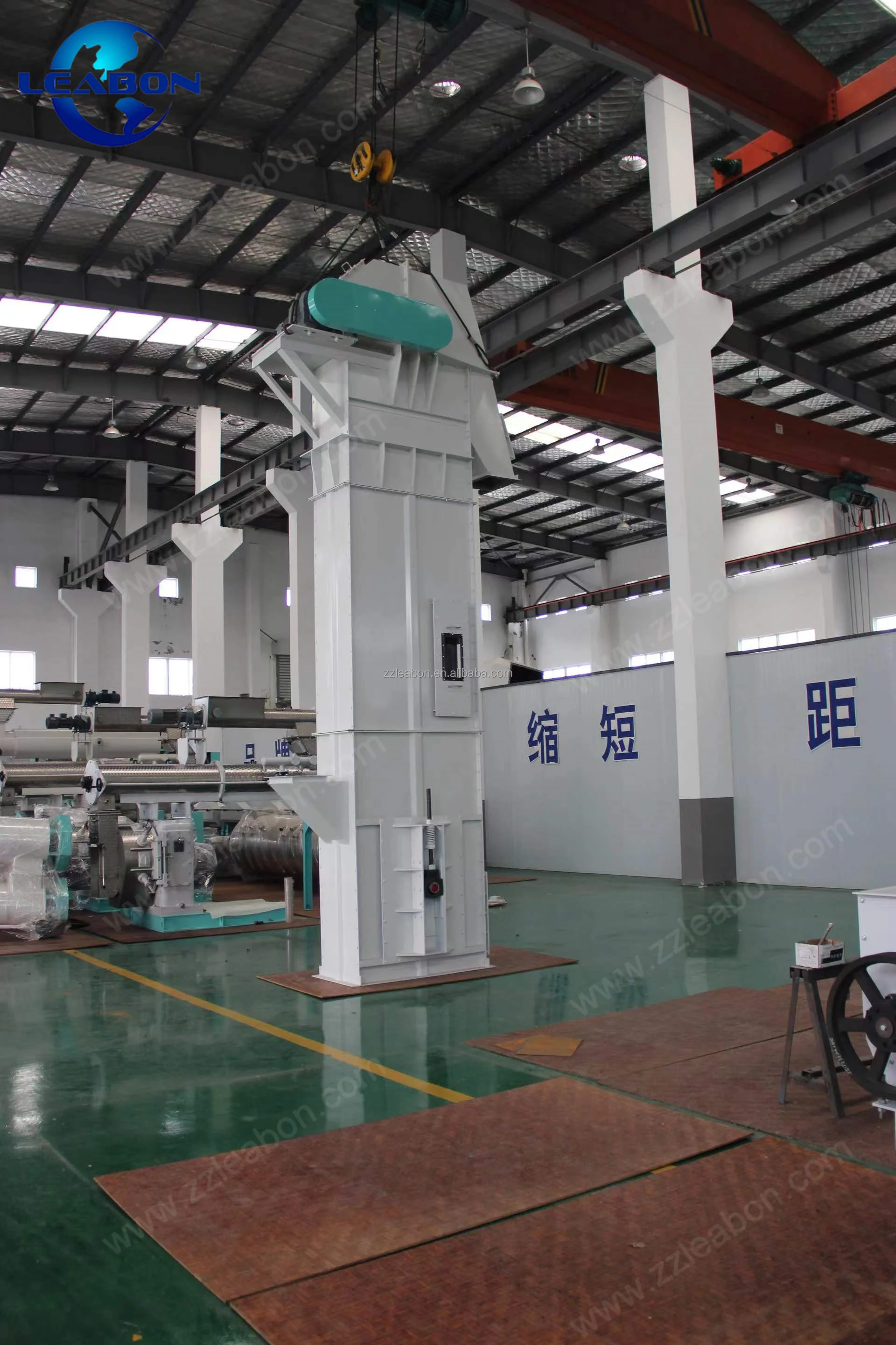 High Quality Vertical Lifting Bucket Elevator Used In Cement Plant