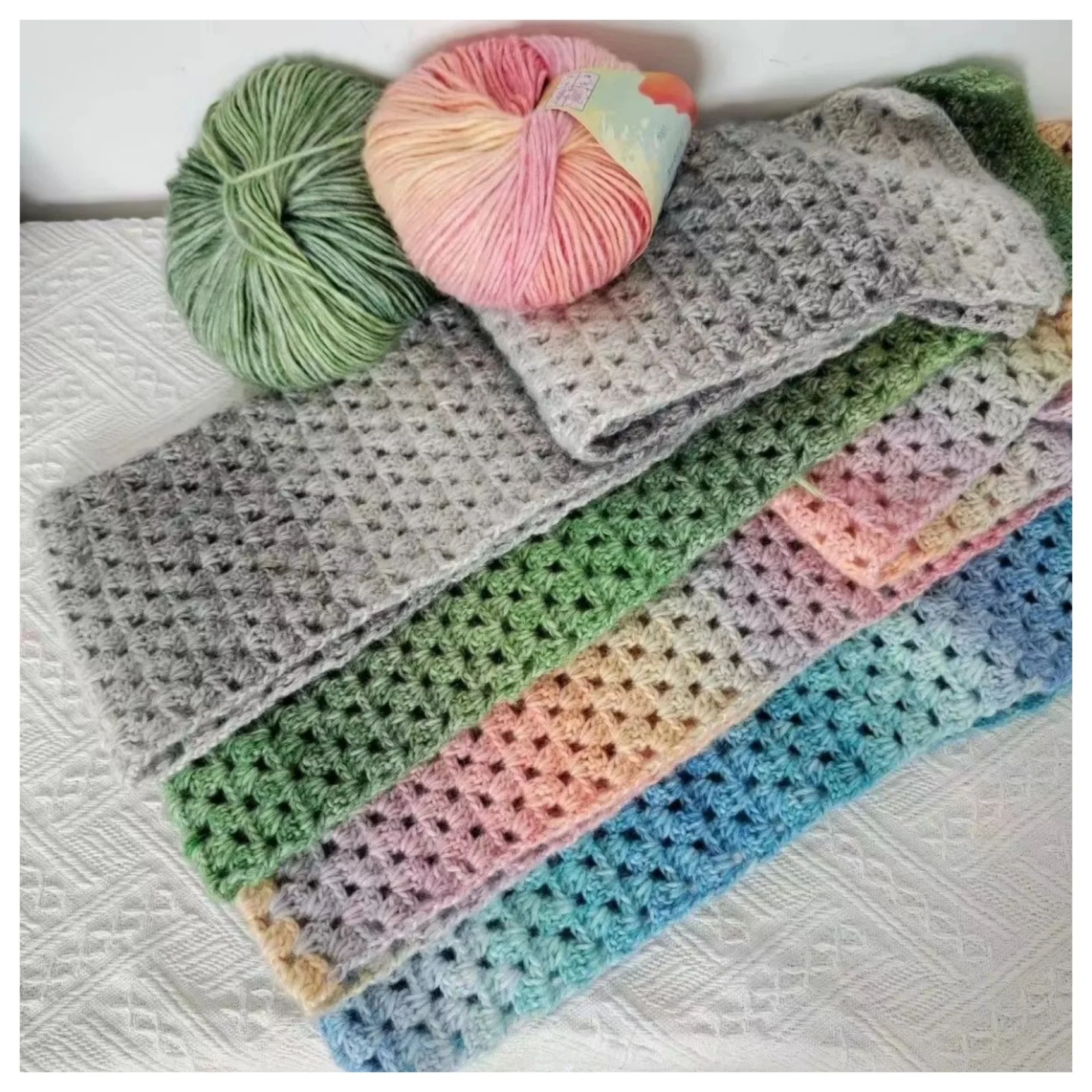 2025 Best Deal on Handmade Gradient Wool Knitting Cake Line Dyed Sprayed Wool for Sewing Weaving Eco-Friendly Recycled Material