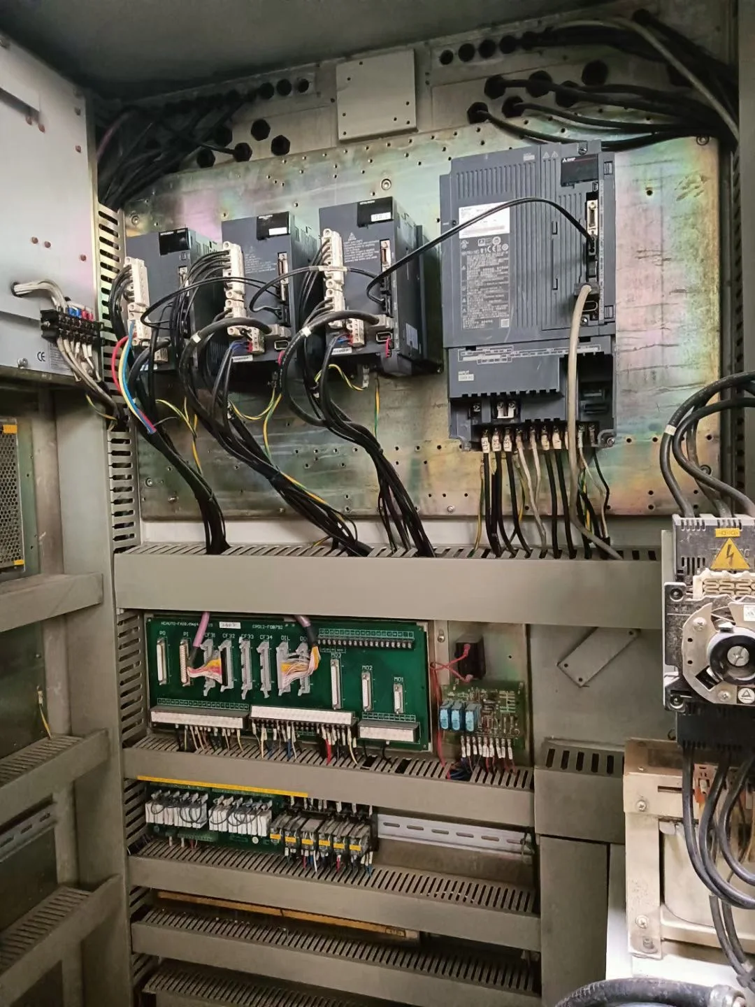 Original Feeler VM-40SA CNC Lathe Machine - 3 Axis Mitsubishi M70
