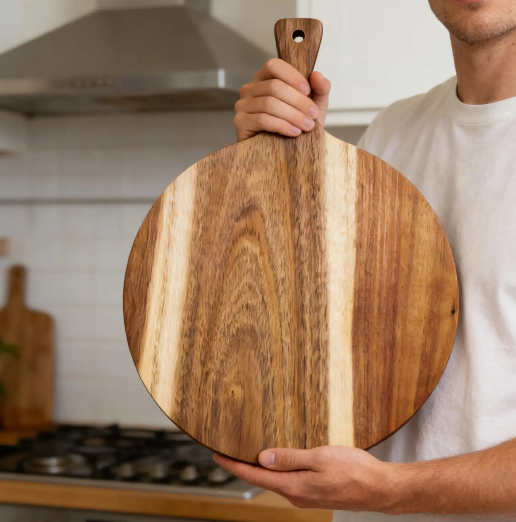 product custom round acacia wood cutting board with handle pizza peel serving tray charcuterie board for kitchen cheese bread meat-6