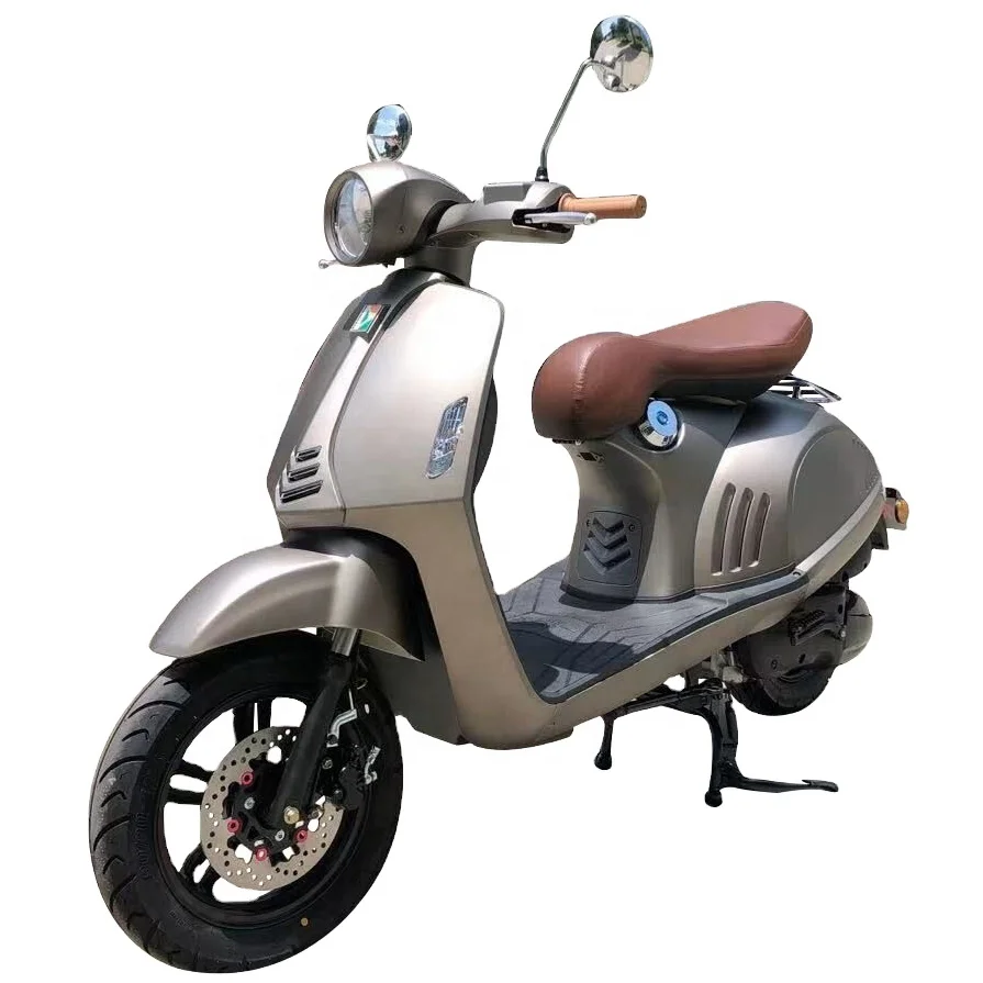 Read Latest News and Updates on Piaggio Vespa 946 2023 - carandbike