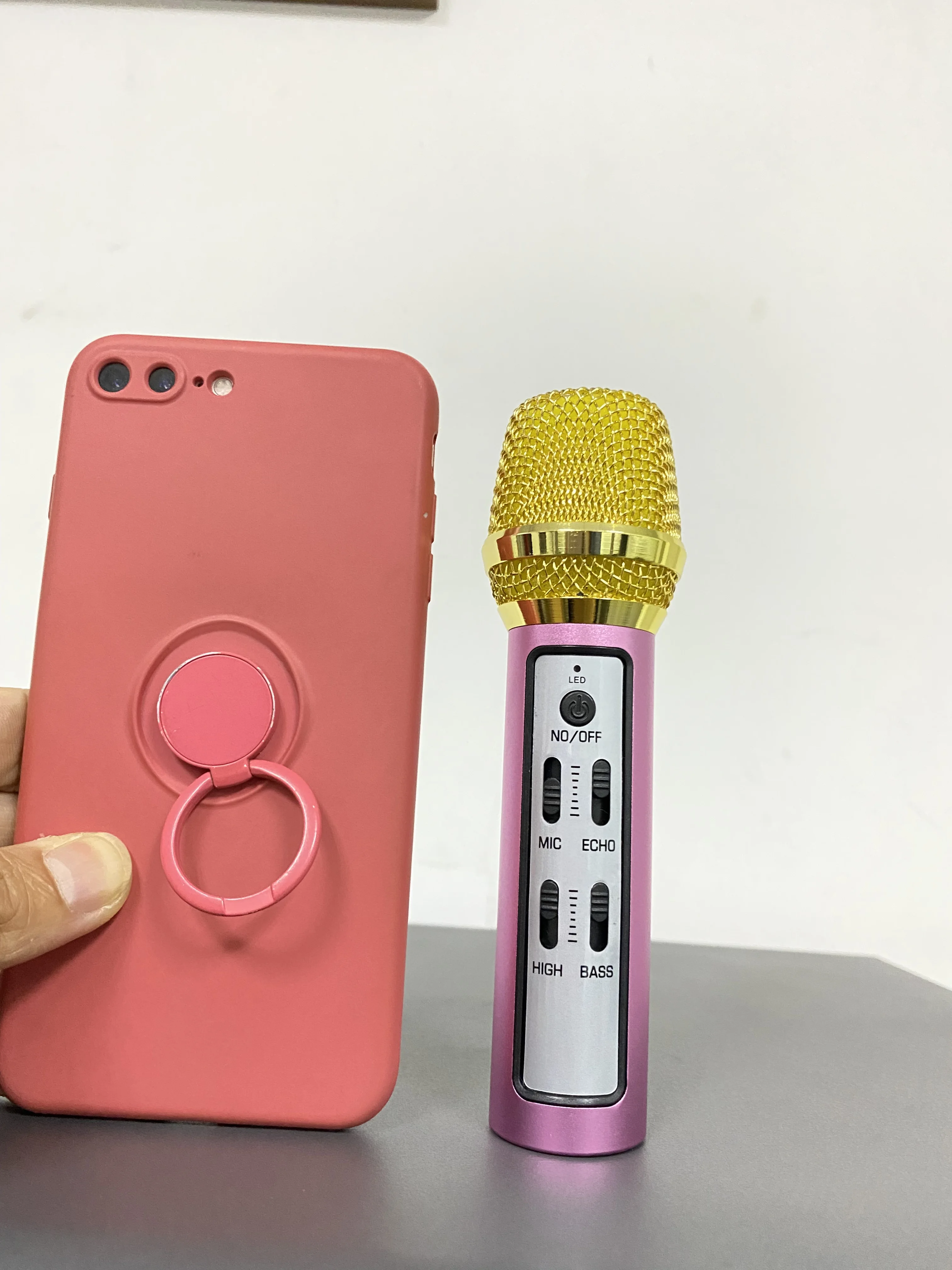 Portable Condenser Microphones Recording Studio Singing Microphone Professional Wireless Microphone for Karaoke