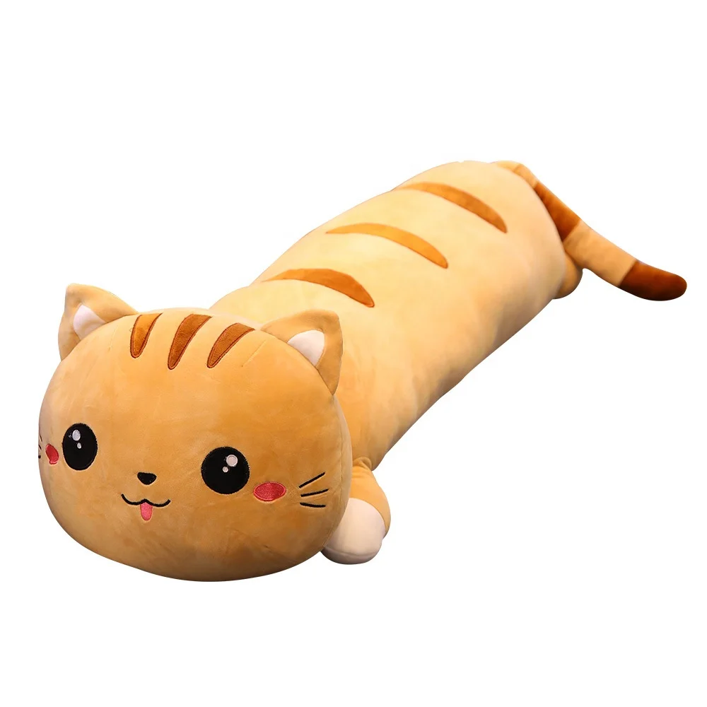 Кошка мягкая длинная. Подушка обнимашка кот батон. Мягкая игрушка кот батон подушка обнимашка. Кот сосиска игрушка. Игрушка подушка длинная.