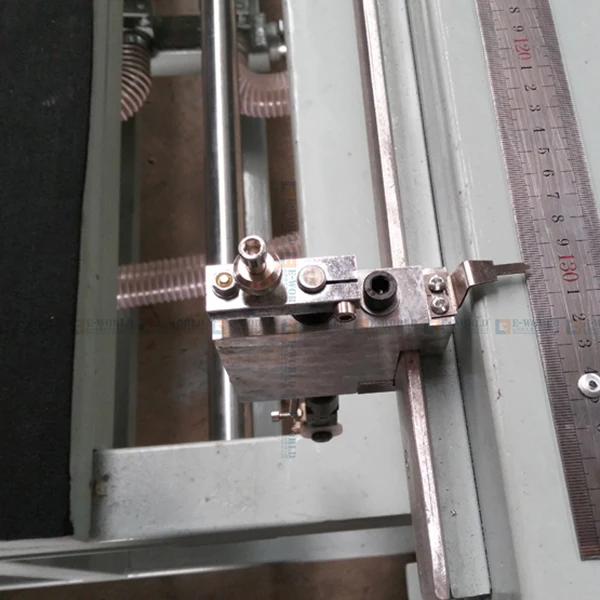 Manual Glass Cutting Machine with Longitudinal Transverse Bridges Perform Batch Glass Cutting Gearbox Pump Motor Gear Components