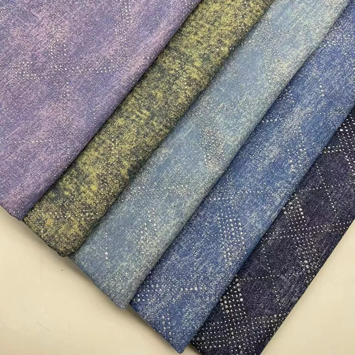 135 Gsm Soft Indigo Cotton Spandex Stretch Denim Fabric for Boys and Girls Free Samples Economically Priced for Lining Use