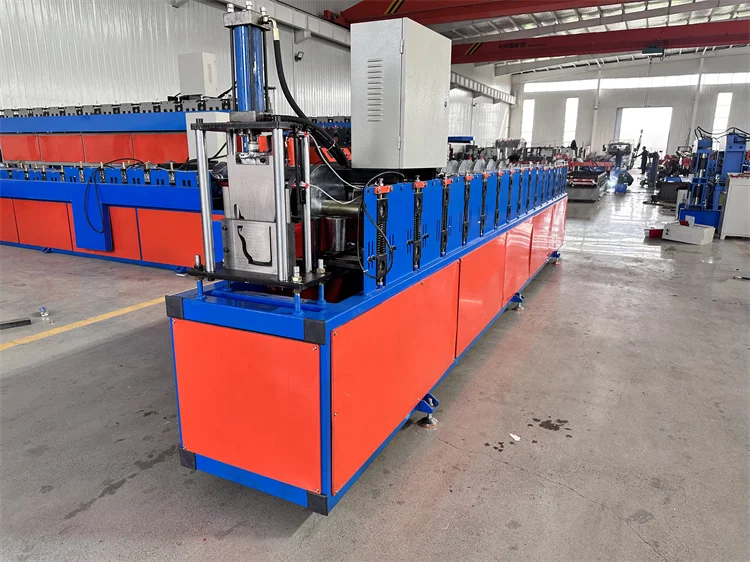 Portable Galvanized Steel Metal Downspout Gutter Roll Forming Machine Seamless Bending Rain Gutter Making Forming Machine